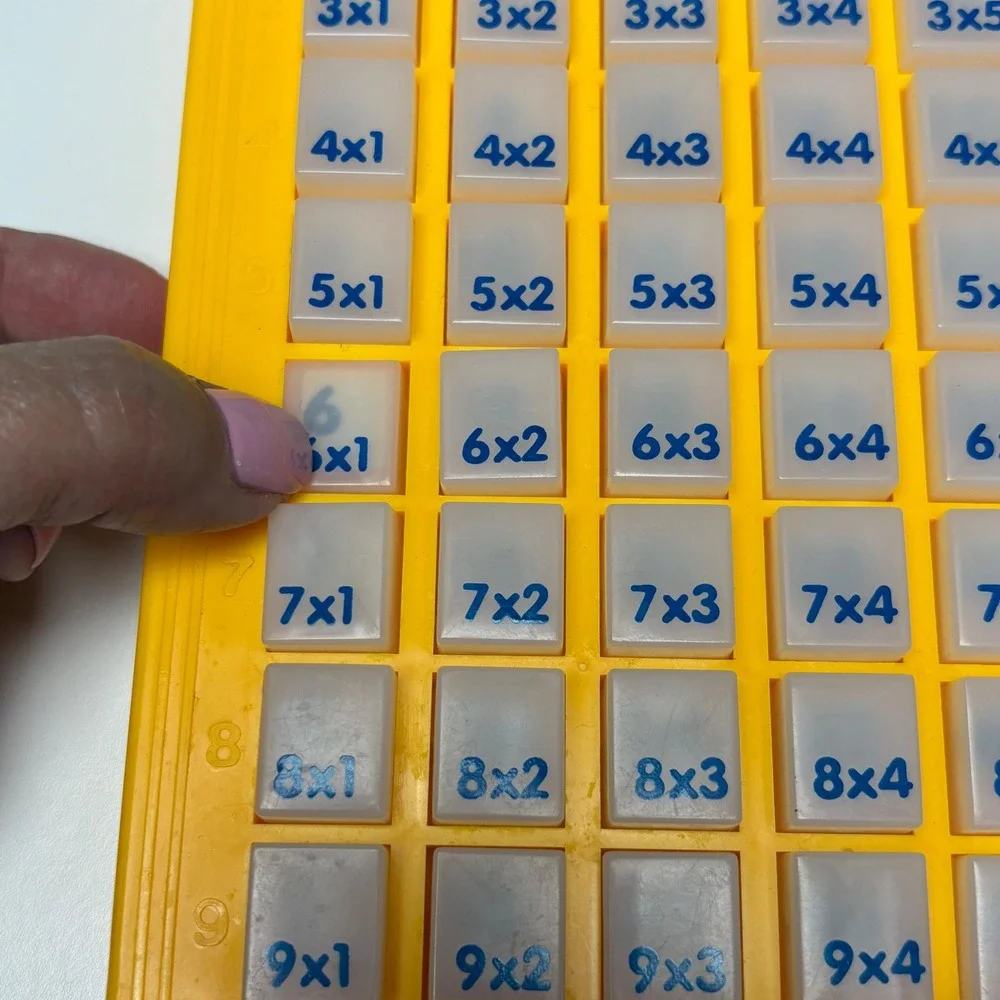 Magic Math Multiplication Yellow Vintage 1993‎ Educational Press Lanard Toy